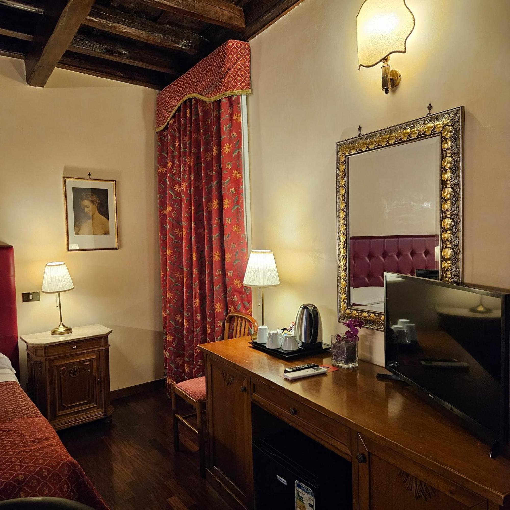 Domus Julia Hotel Roma Ngoại thất bức ảnh